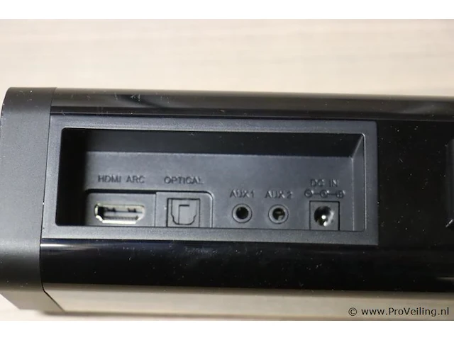 Partij diversen o.a. mini-koelkast, statief, microfoons (2x) & roseland bluetooth soundbar - afbeelding 10 van  10