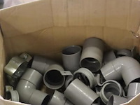 Partij diversen o.a. pvc-koppelstukken & beugels - afbeelding 3 van  6