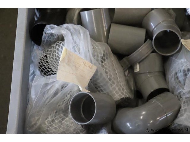 Partij diversen o.a. pvc-koppelstukken & beugels - afbeelding 6 van  6