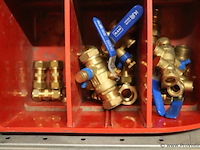 Partij diversen o.a. ram terugstroombeveiliging & knelkoppelingen - afbeelding 1 van  4