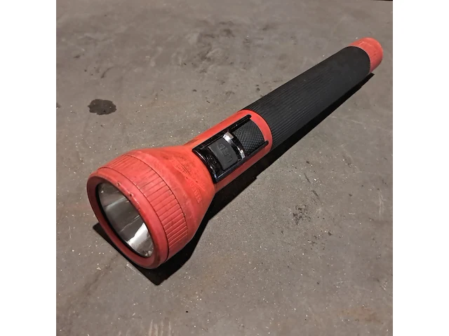 Partij diversen, o.a. streamlight, husqvarna & stihl - afbeelding 28 van  50