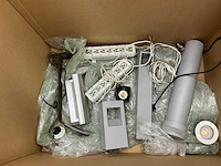 Partij diversen showroom verlichting - afbeelding 13 van  21