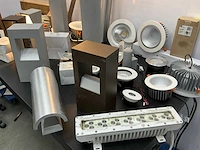 Partij diversen showroom verlichting - afbeelding 18 van  21