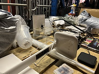 Partij diversen w.o. bureaulamp, fietsmand, krijtstiften w.o. basil - afbeelding 4 van  12