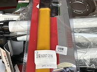 Partij diversen w.o. fietsaccessoires w.o. lynx, dahle, bosch - afbeelding 4 van  10