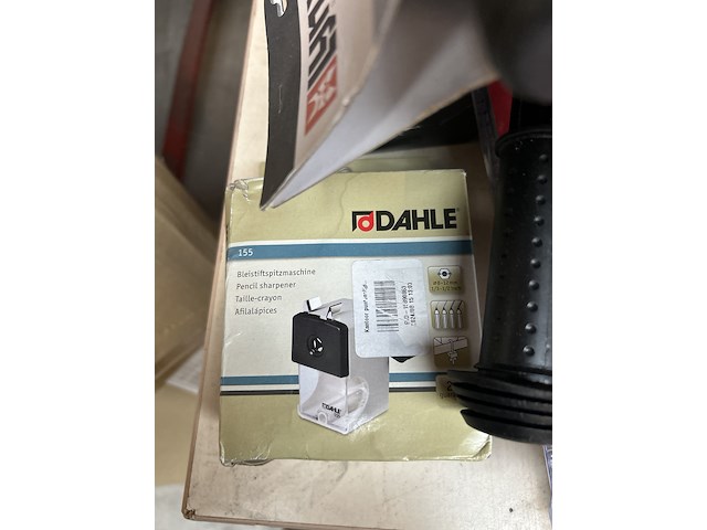 Partij diversen w.o. fietsaccessoires w.o. lynx, dahle, bosch - afbeelding 10 van  10