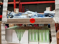 Partij diversen w.o. g23 lampen, toiletborstels - afbeelding 7 van  8