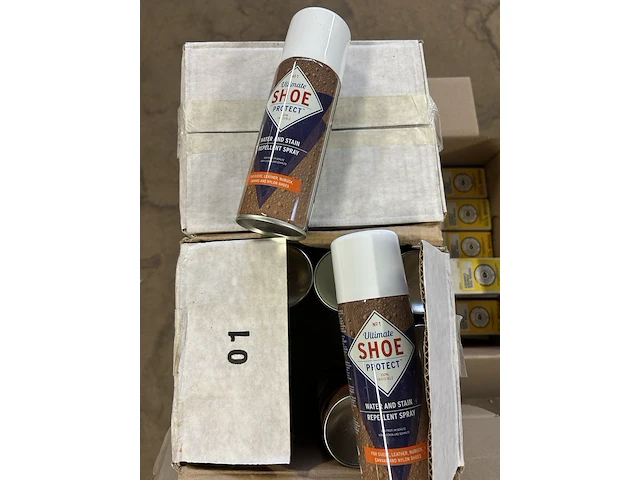 Partij diversen w.o. protect spray voor schoenen - afbeelding 5 van  7