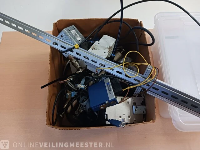 Partij diversen - afbeelding 5 van  23