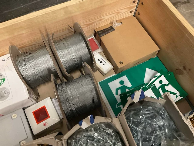 Partij doe-het-zelf & verbouw - afbeelding 5 van  7