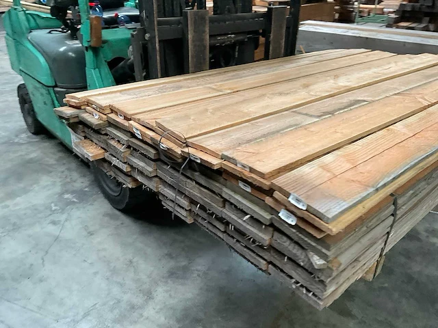 Partij douglas rhombusprofiel planken 180x14x1,5-1,8 cm - afbeelding 5 van  9