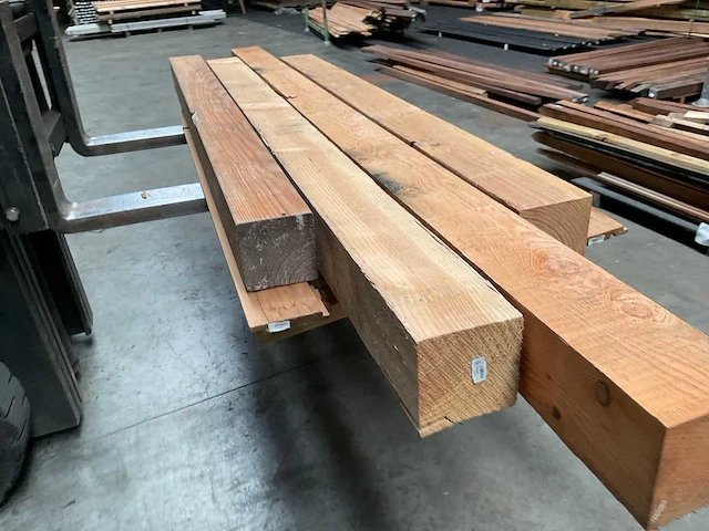 Partij douglas tuinpalen 200-300x14,5x14,5 cm - afbeelding 7 van  18