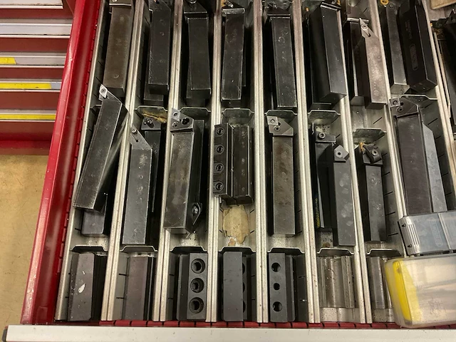 Partij draaigereedschappen en toebehoren - afbeelding 4 van  49