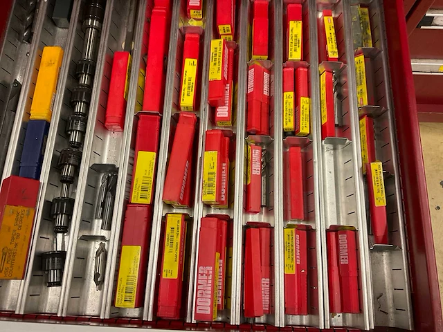 Partij draaigereedschappen en toebehoren - afbeelding 24 van  49