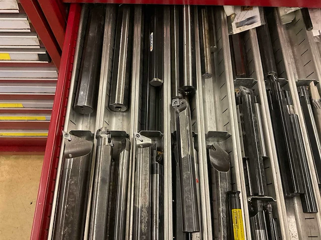 Partij draaigereedschappen en toebehoren - afbeelding 48 van  49