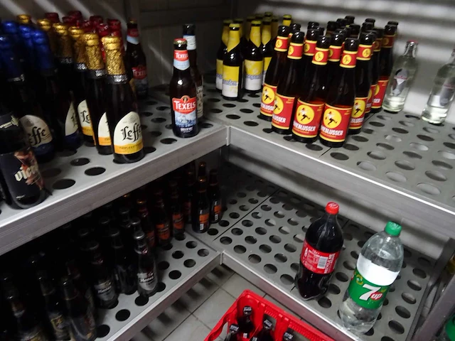 Partij drank - afbeelding 2 van  13