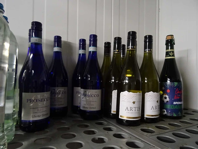 Partij drank - afbeelding 8 van  13