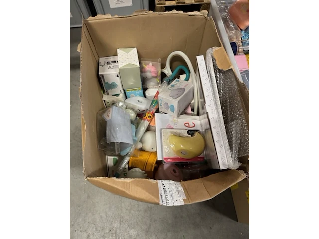 Partij drinkerbekers, lunchboxen, rugtassen, a little lovely company - afbeelding 5 van  5