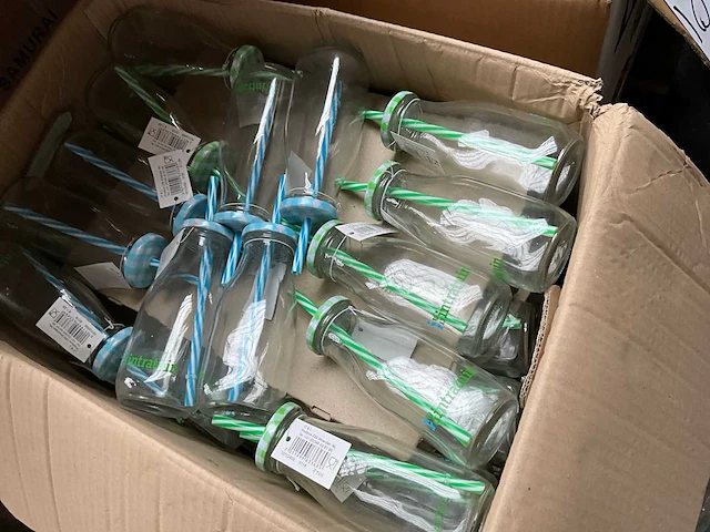 Partij drinkflessen - afbeelding 2 van  5