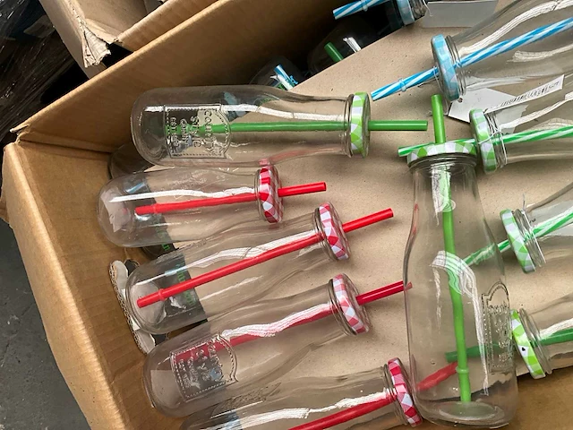 Partij drinkflessen - afbeelding 6 van  6