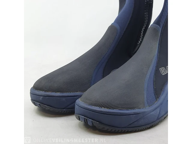 Partij duikers schoenen, o.a. maat 36 bare - afbeelding 2 van  7