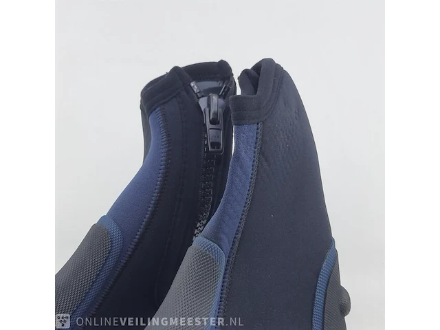 Partij duikers schoenen, o.a. maat 36 bare - afbeelding 3 van  7