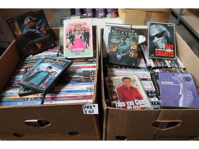 Partij dvd's, diverse titels o.a. fashion chicks, homefront & harry potter - 145 stuks - afbeelding 1 van  3