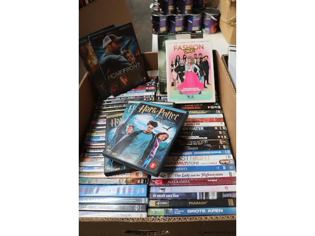 Partij dvd's, diverse titels o.a. fashion chicks, homefront & harry potter - 145 stuks - afbeelding 3 van  3