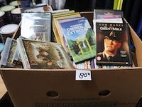 Partij dvd's, diverse titels o.a. the green mile, lord of the rings & bijzondere dieren extreem - 80 stuks - afbeelding 1 van  1