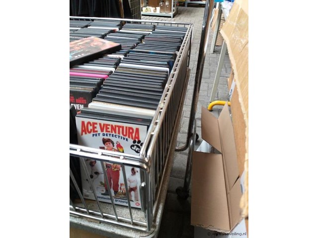 Partij dvd's inclusief verkoopbak - afbeelding 4 van  4