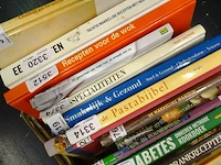 Partij eerdere kavels kookboeken - afbeelding 3 van  5