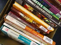 Partij eerdere kavels kookboeken - afbeelding 4 van  5