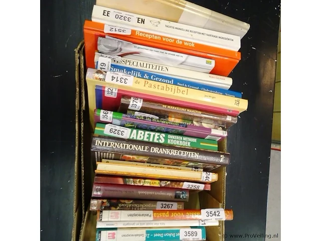 Partij eerdere kavels kookboeken - afbeelding 5 van  5