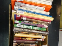 Partij eerdere kavels kookboeken - afbeelding 5 van  5