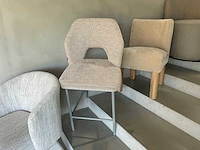 Partij eetkamerstoelen, fauteuils, poefs (13x) - afbeelding 33 van  38