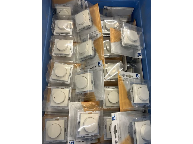 Partij electra dimmers - afbeelding 4 van  5