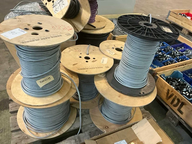 Partij electriciteitkabel - afbeelding 1 van  8
