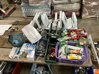 Partij elektra/verlichting - afbeelding 1 van  9