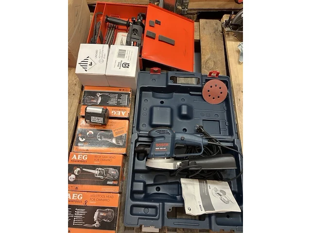 Partij elektrisch gereedschap husqvarna/aeg/bosch/skil - afbeelding 1 van  4