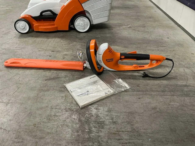 Partij elektrisch stihl gereedschap - afbeelding 13 van  16