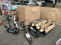 Partij elektrische steps - afbeelding 1 van  11