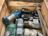 Partij elektromotor en vertragingskasten - afbeelding 4 van  4