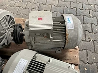 Partij elektromotor met frequentieregelaar - afbeelding 7 van  12