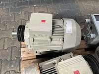 Partij elektromotor met frequentieregelaar - afbeelding 9 van  12