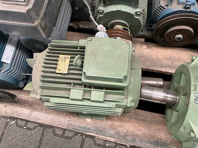 Partij elektromotor - afbeelding 10 van  15