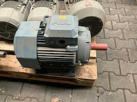 Partij elektromotor - afbeelding 2 van  10