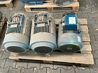 Partij elektromotor - afbeelding 1 van  7