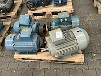 Partij elektromotor - afbeelding 1 van  9