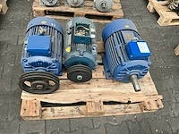 Partij elektromotor - afbeelding 1 van  7