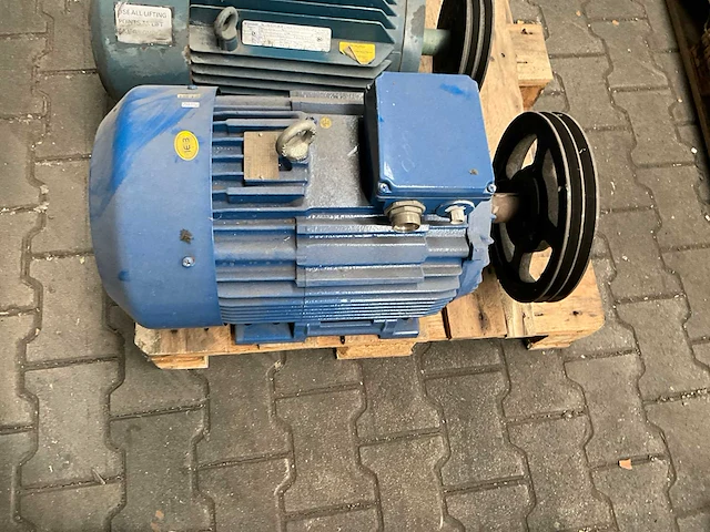 Partij elektromotor - afbeelding 6 van  7